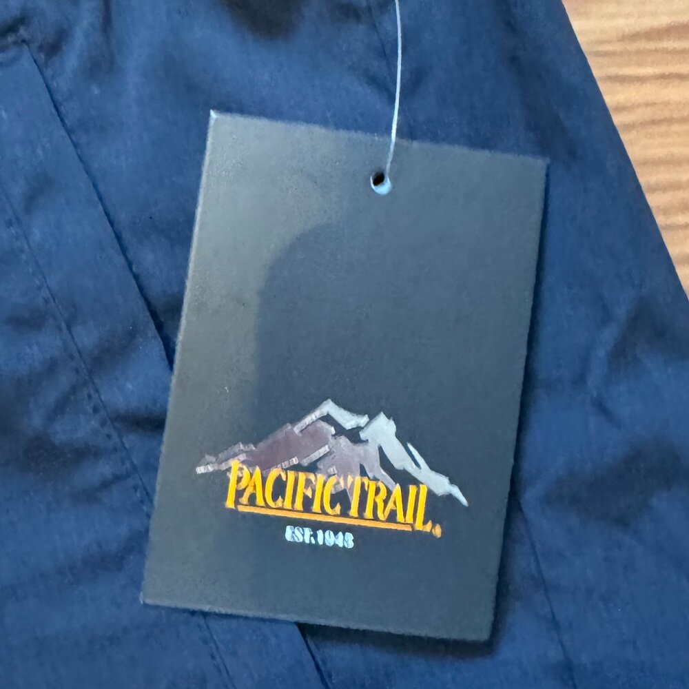 NWT Pacific Trail Black Trekkie Short - Picture 12 of 15